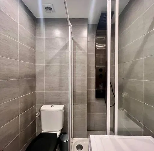 别墅 - Charming With Balcony