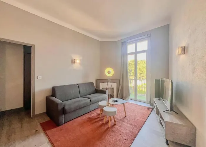 别墅 - Charming With Balcony 戛纳