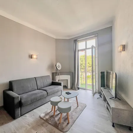- Centre Pour 2 Personnes Cannes