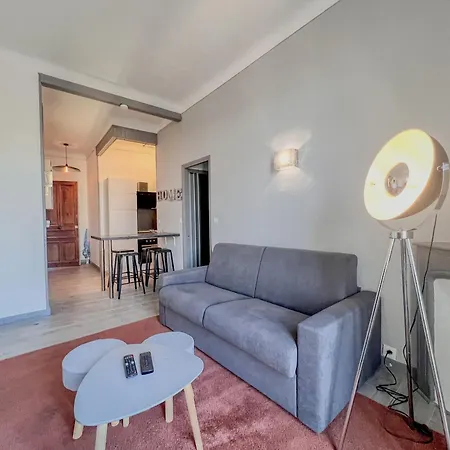 Villa - Charming With Balcony